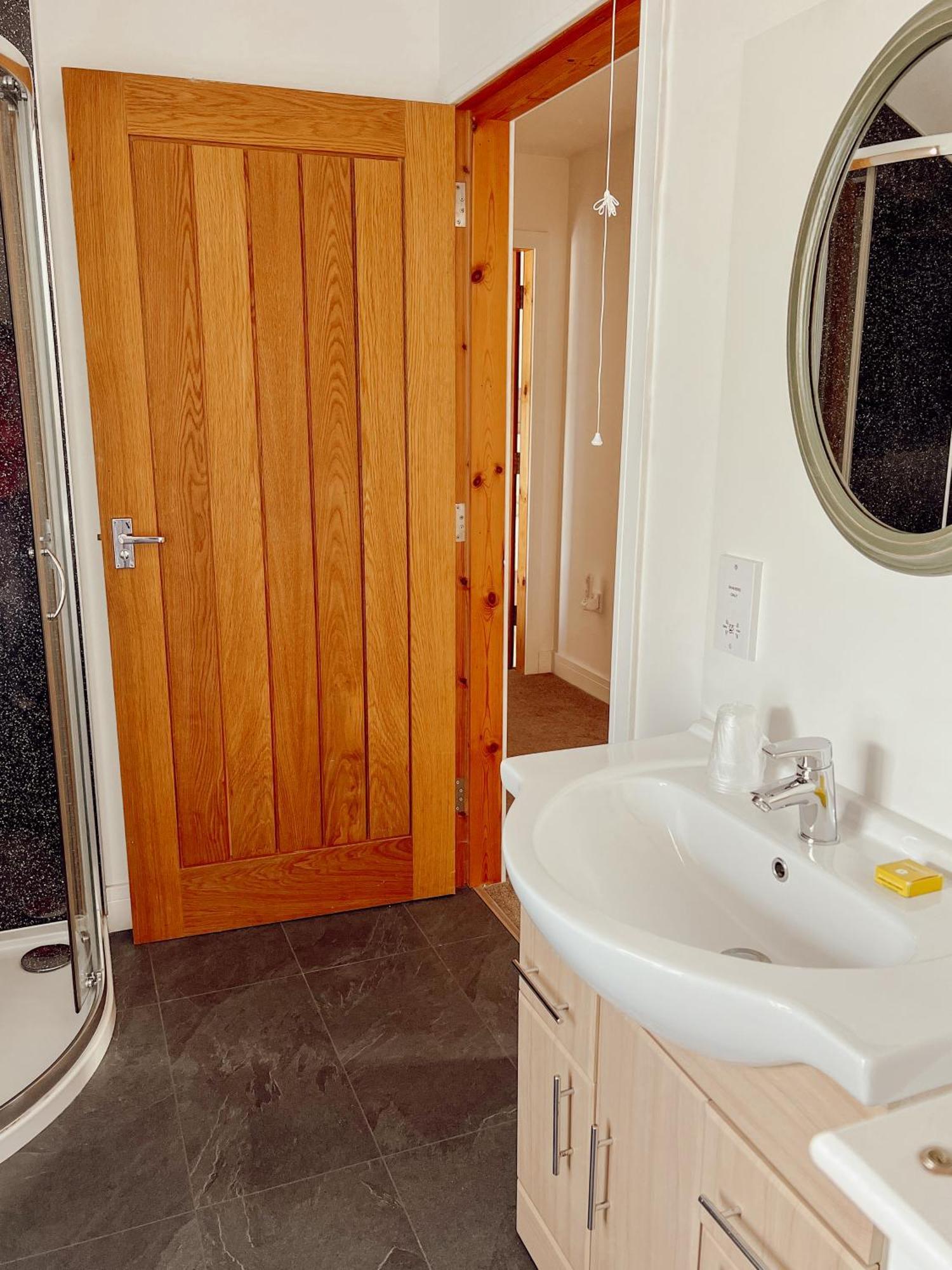 Loch Ness Gatehouse Apartments フォート・オーガスタス エクステリア 写真